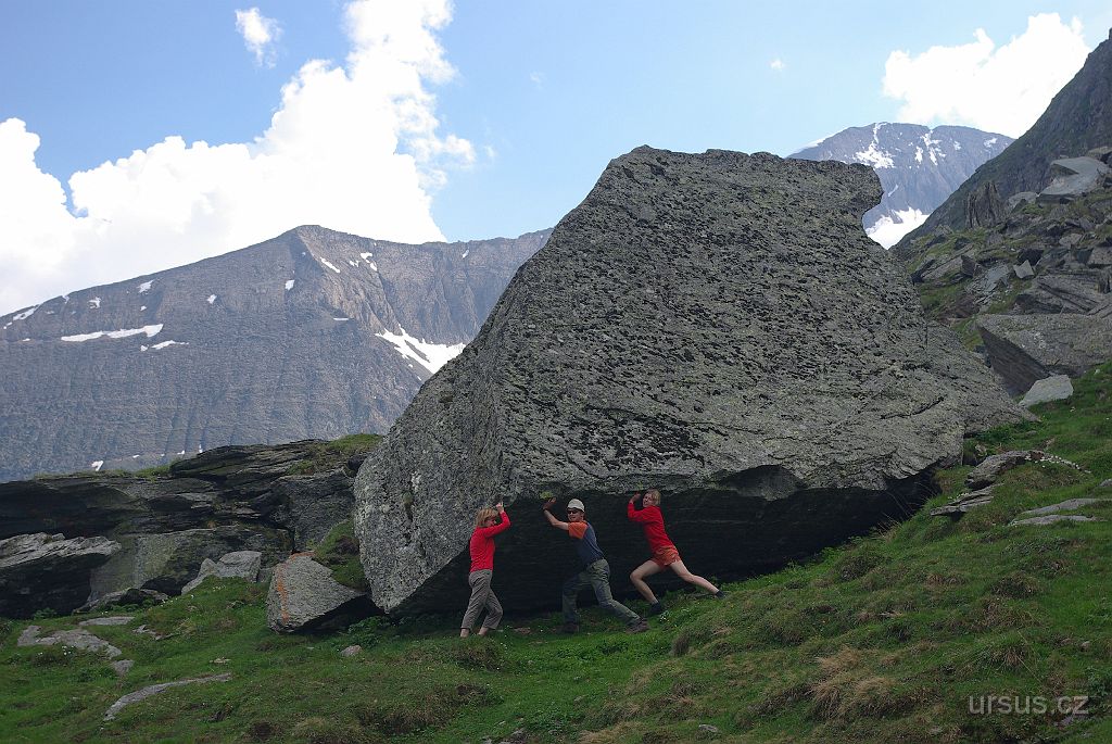 IMGP3154.JPG - Trošku procvičit svaly a jede se dál