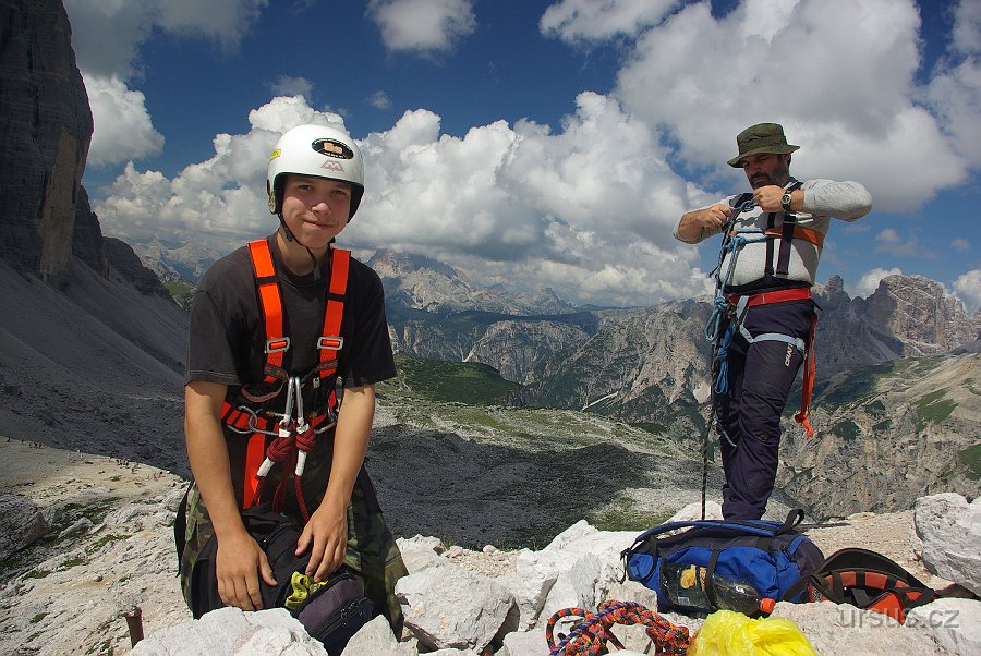 IMGP6258.JPG - A z tohoto nádherného místa výchází via ferrata na Paternkofel.