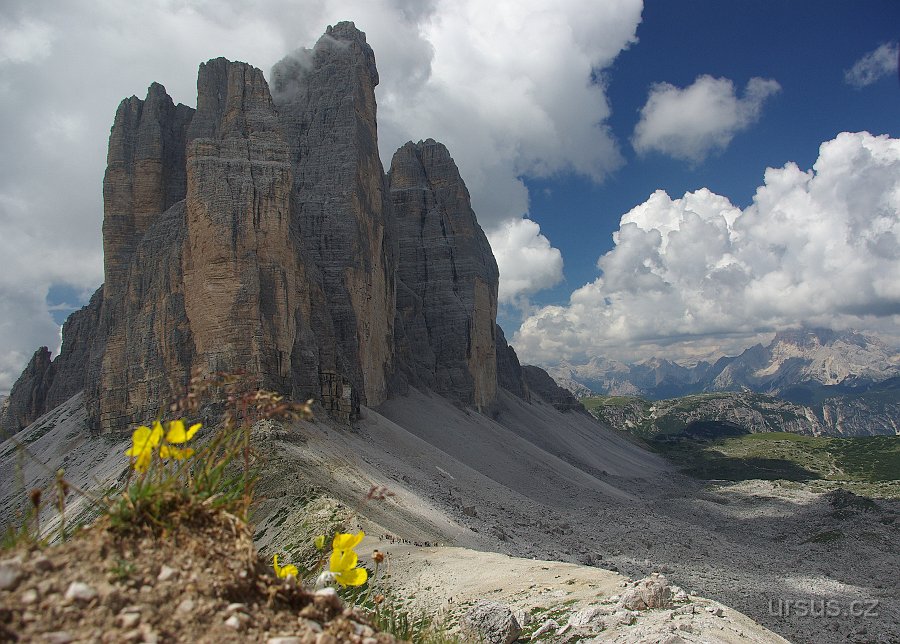 IMGP6260.JPG - Tre Cime di Lavaredo alias Drei Zinnen jsou svým vzhledem nezaměnitelné.